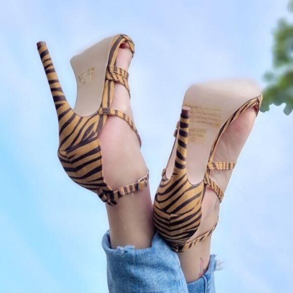 Women's Zebra Open Toe Ankle Strap  High Heel Dress Sandals - Picture 3 of 5